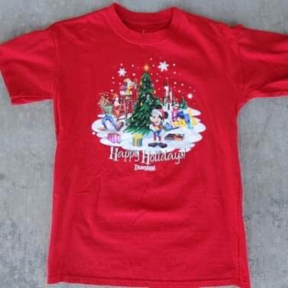 Disneyland Happy Holidays Red T-shirt Size LARGE